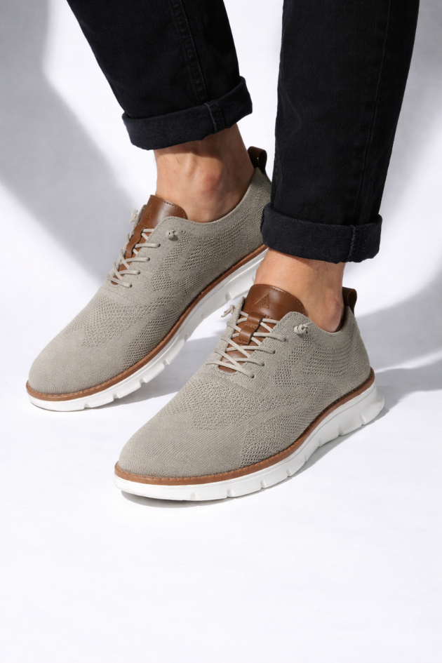 Elio Breathable Knit Sneakers - Sandstone