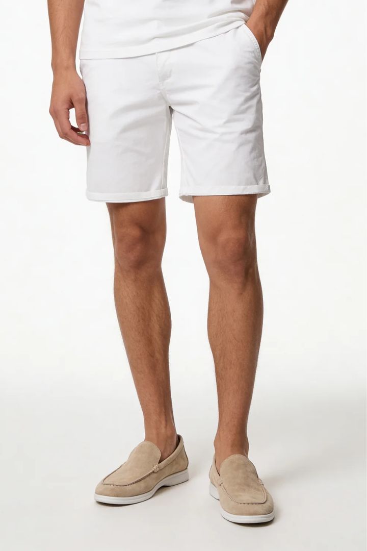 Men’s white cotton chino shorts with tailored fit designed for breathable summer comfort