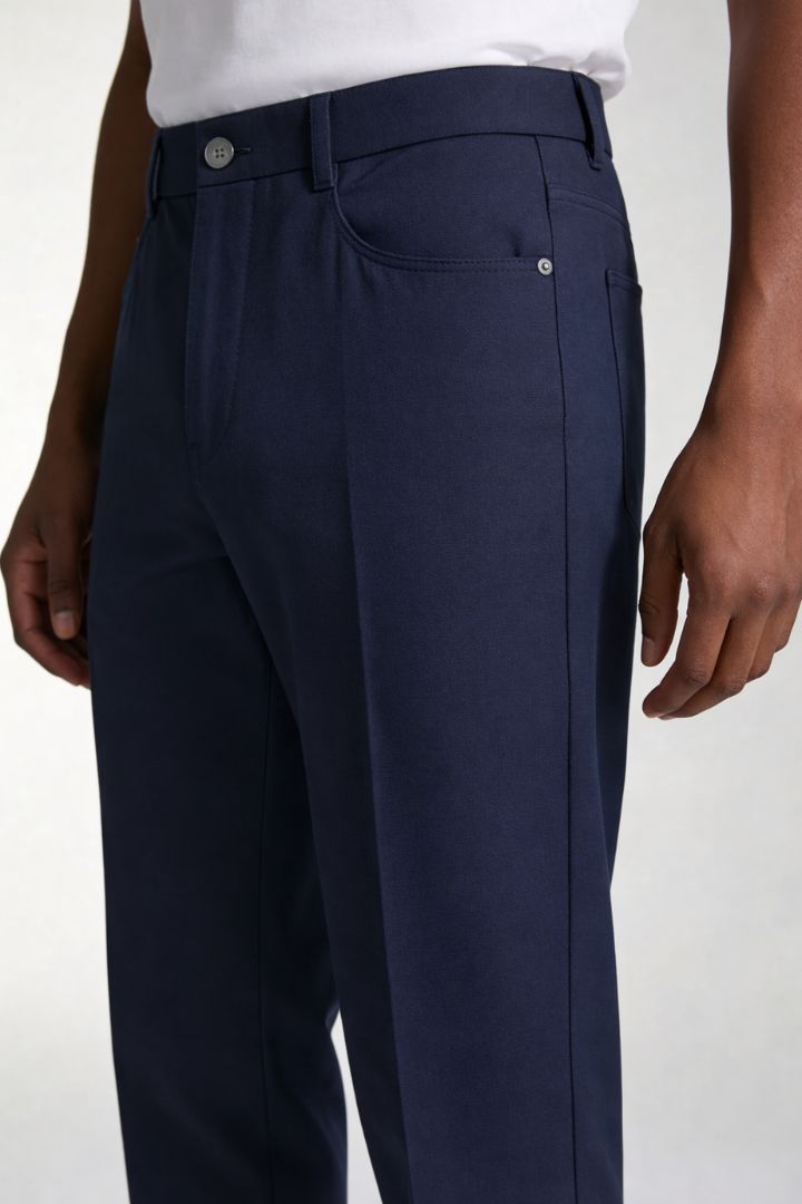 Lavencio Men’s lightweight lyocell linen tailored trousers in navy tone close-up