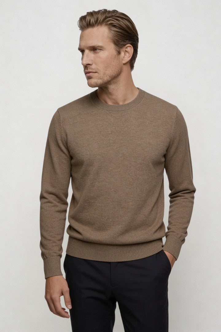 Men’s brown wool blend crew neck sweater with tailored fit lightweight knit pullover for fall