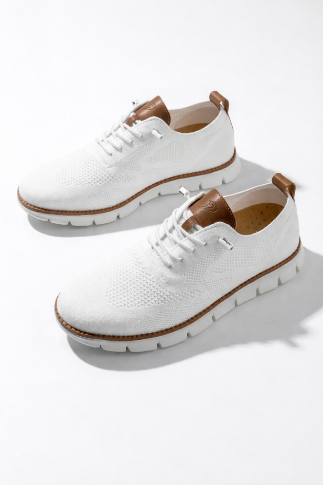 Elio Breathable Knit Sneakers - Pure White