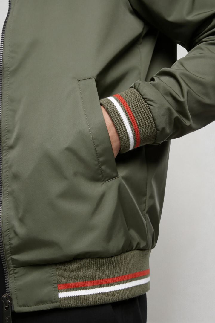 Kingsley Lightweight Zip Jacket – Green Polyester Bomber – Contrast Rib Detail – Modern Fit – Close-up View