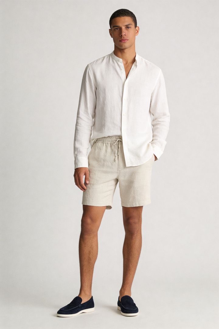 Men’s 100% linen sand drawstring shorts with elastic waist and relaxed summer fit model Lavencio