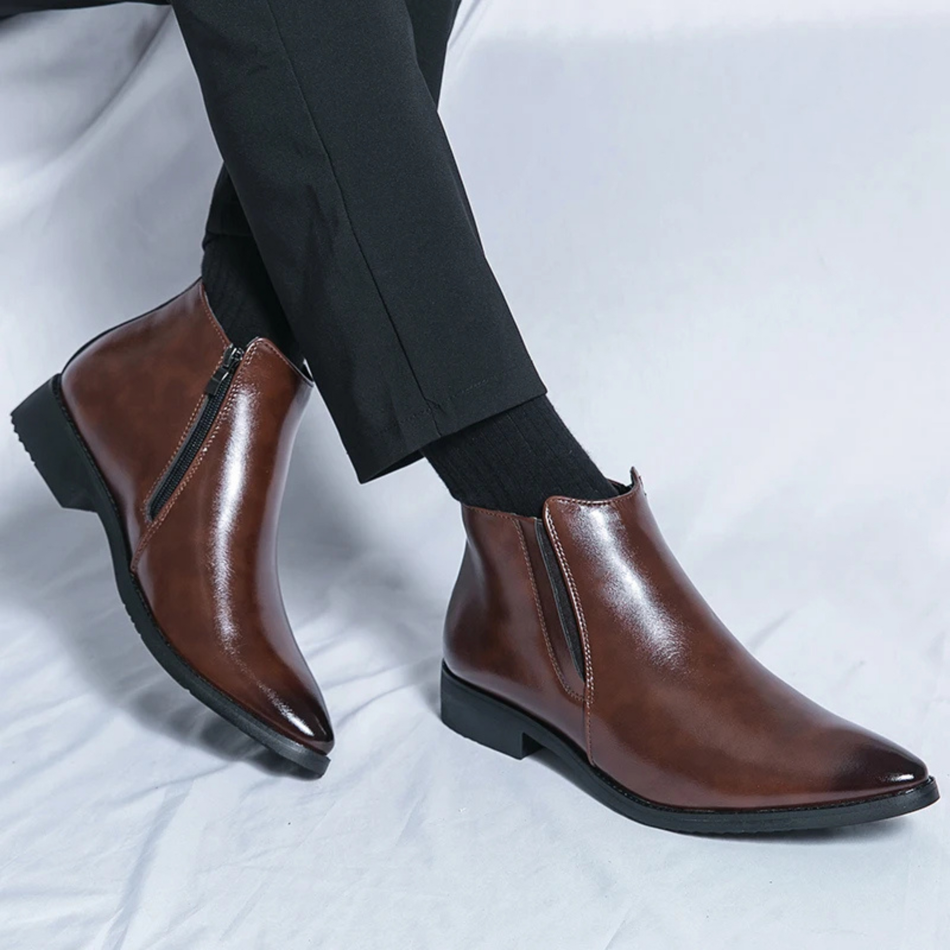 STIRLING CHELSEA ZIP-UP - CHESTNUT