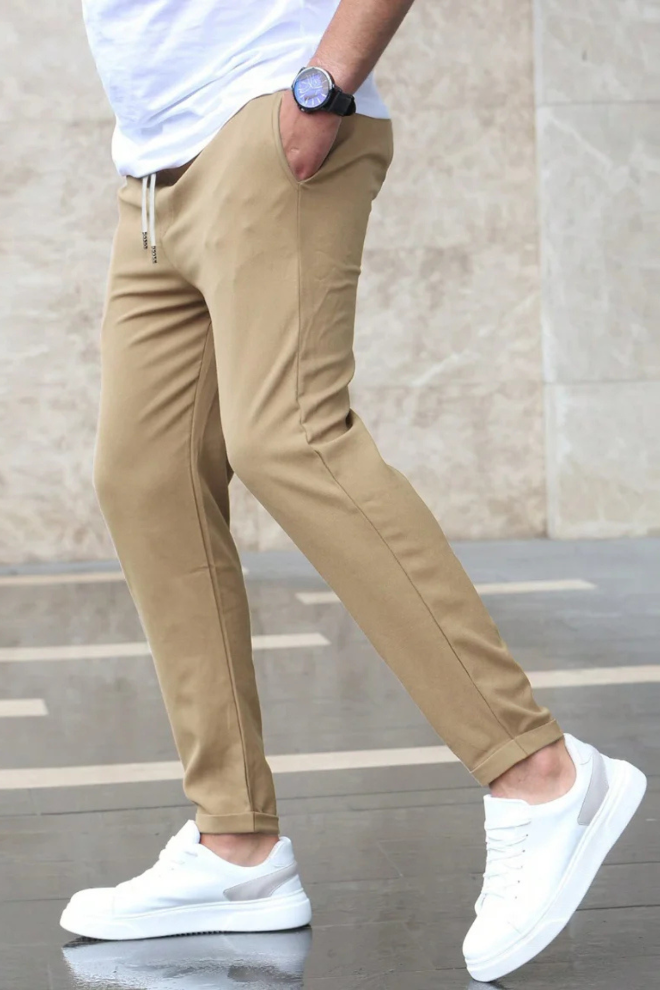 The Modern Stretch Jogger - Beige