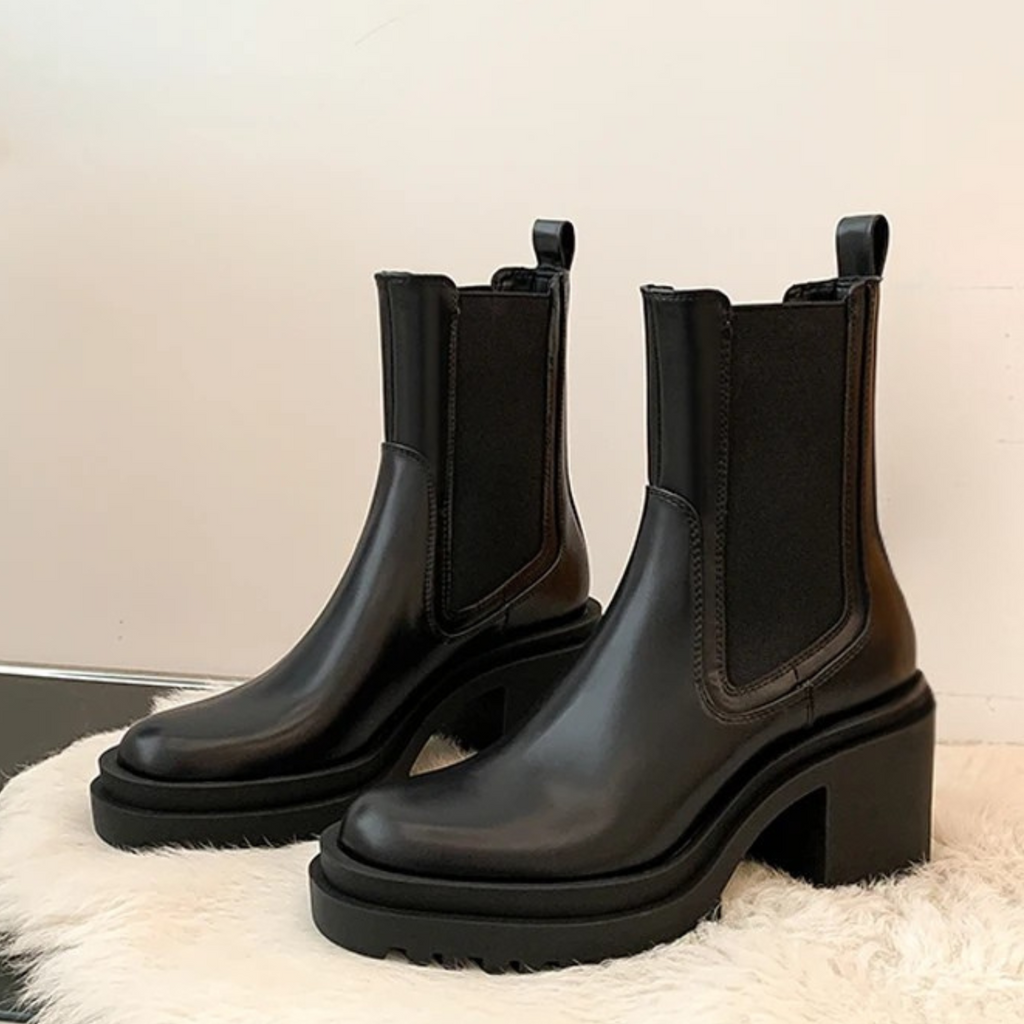 LUNA CHUNKY-HEELED BOOT - NOIR