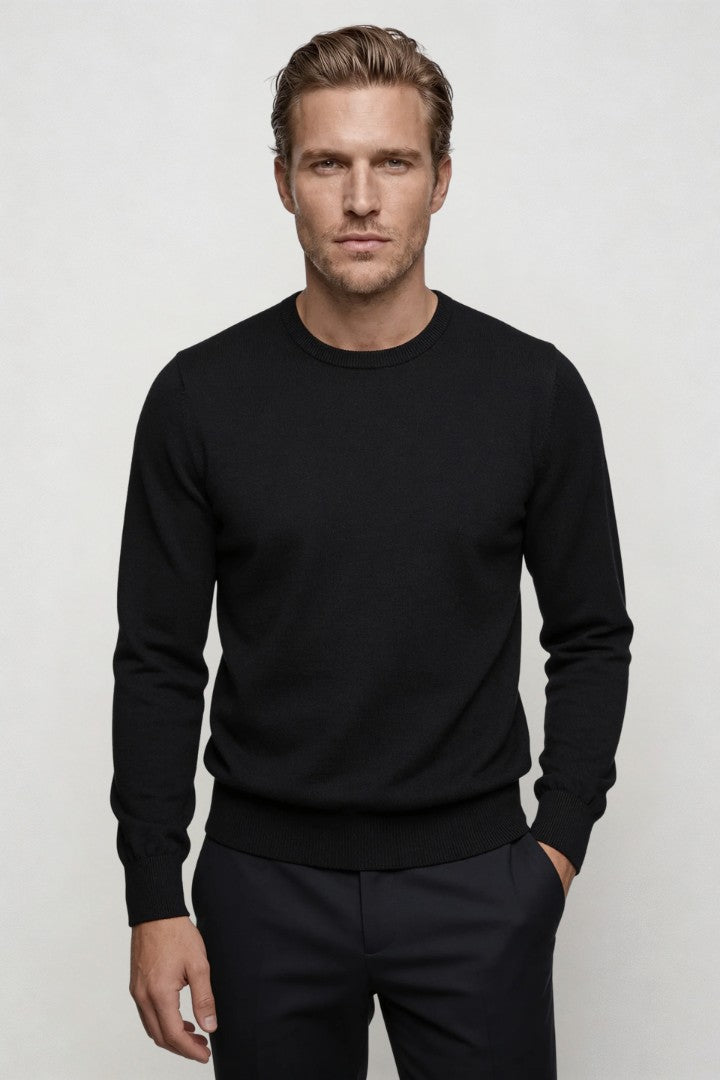 Men’s black wool blend crew neck sweater with tailored fit lightweight knit pullover for fall