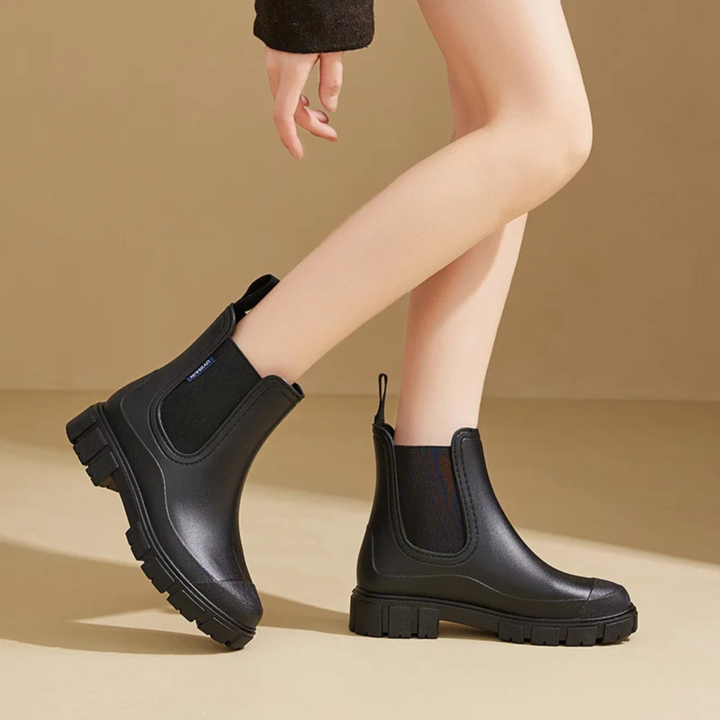 LUMA WATERPROOF RAIN BOOT - JET BLACK