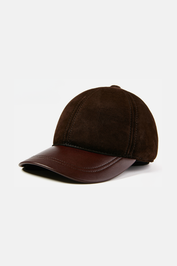 Men’s genuine leather baseball cap in black and brown with curved brim and adjustable strap