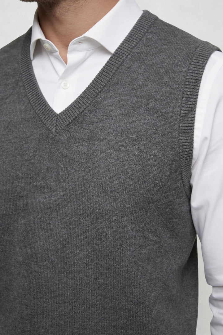 Elias Merino Wool Vest - Charcoal