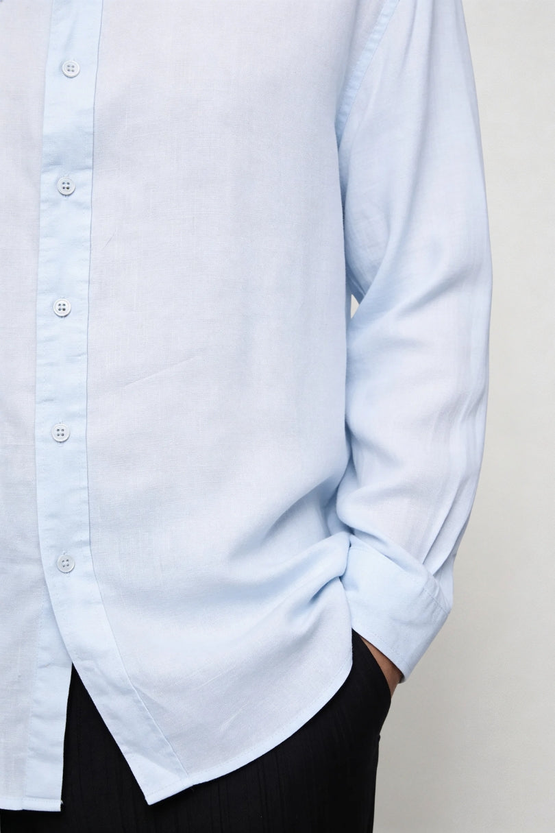 Lavencio_Light_Blue_Linen_Shirt SS26 close-up